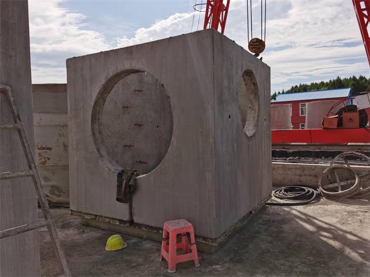 �L�����S��